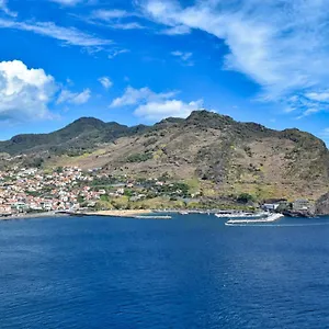 machico-beach-a-home-in-madeira.madeira-islandshotels.com/
